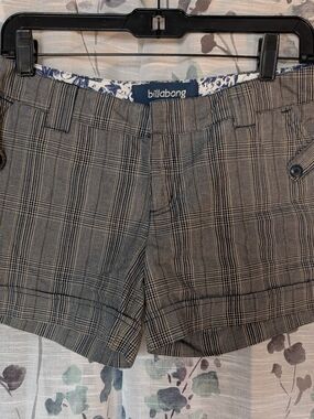 Billabong Woman’s Black and Gray Plaid Flat Front Shorts